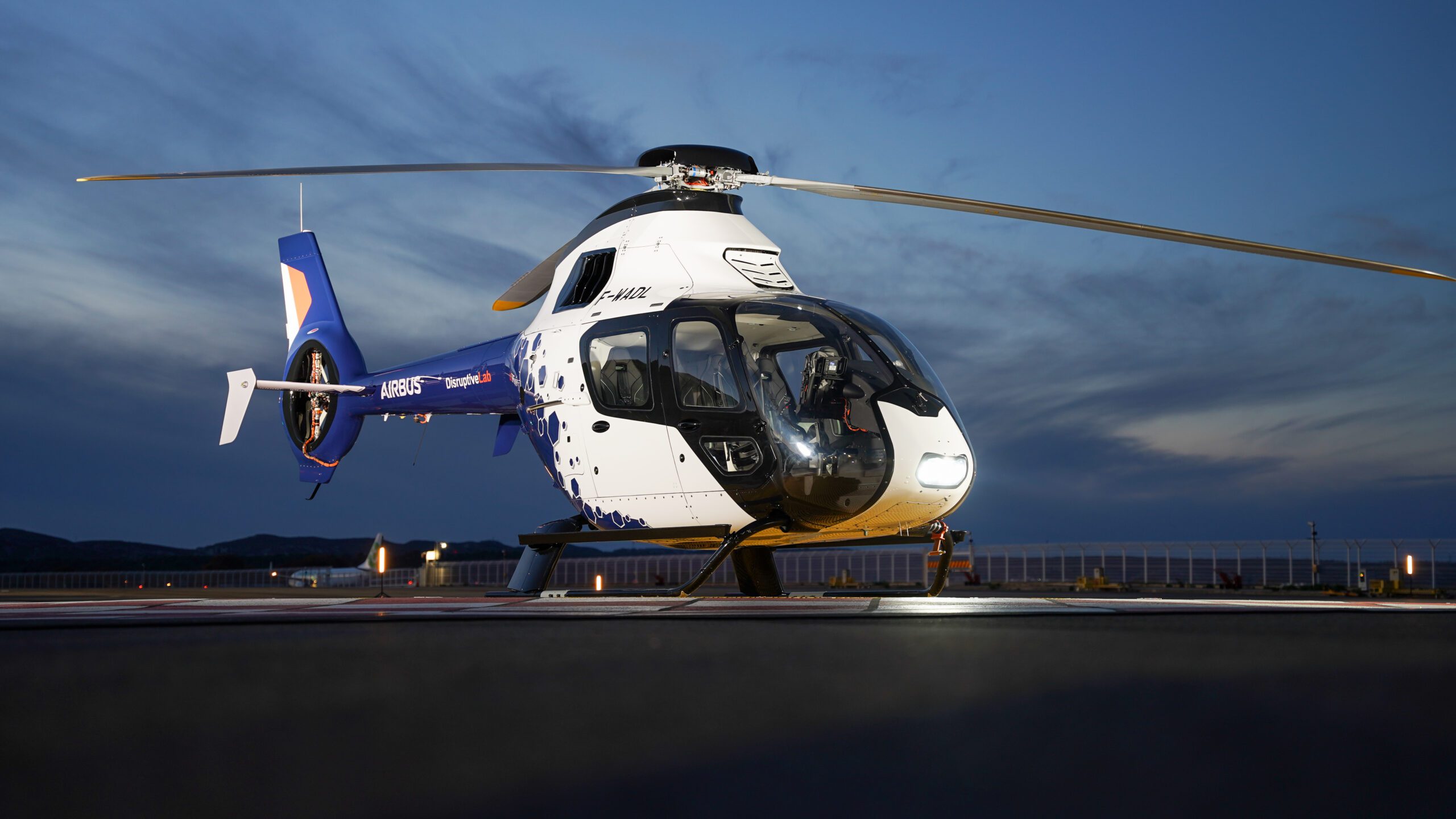 Airbus Unveils New Flying Lab - AVweb