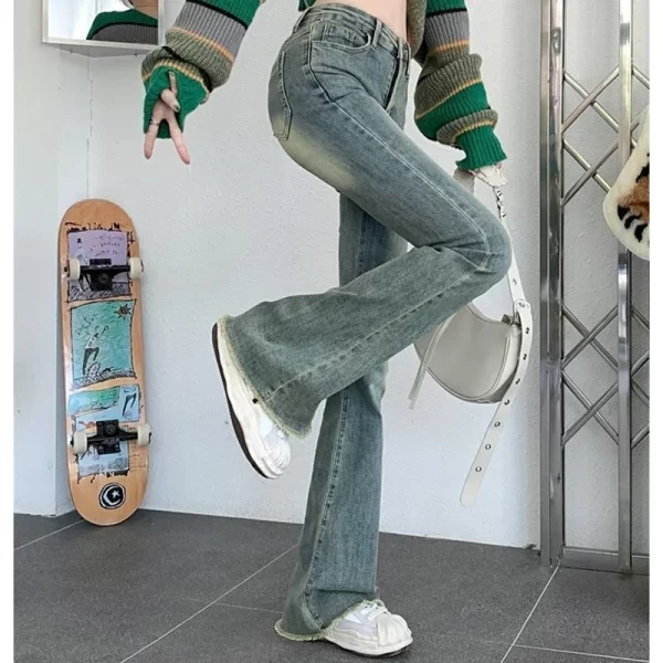 2024 woman high waist vintage streetwear flare jeans female elastic grunge bell bottom pants girls fashion blue denim trousers