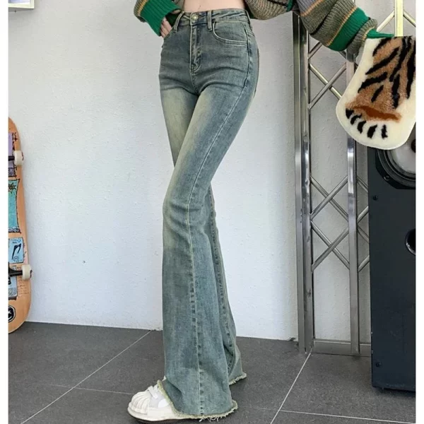 2024 woman high waist vintage streetwear flare jeans female elastic grunge bell bottom pants girls fashion blue denim trousers